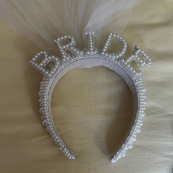 Bride-to-be Bundle - Picture 2 of 9